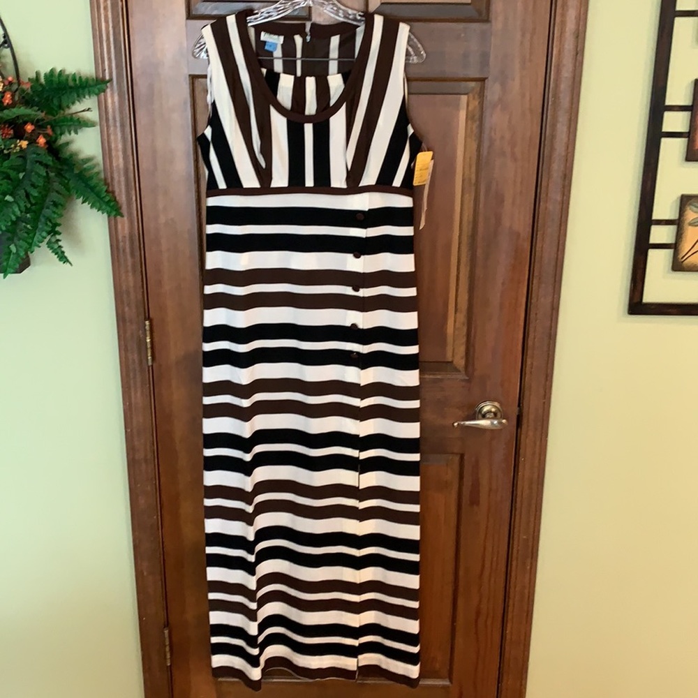 NWT 1970’s Vintage  Maxi Dress w/Front Slit & Shorts